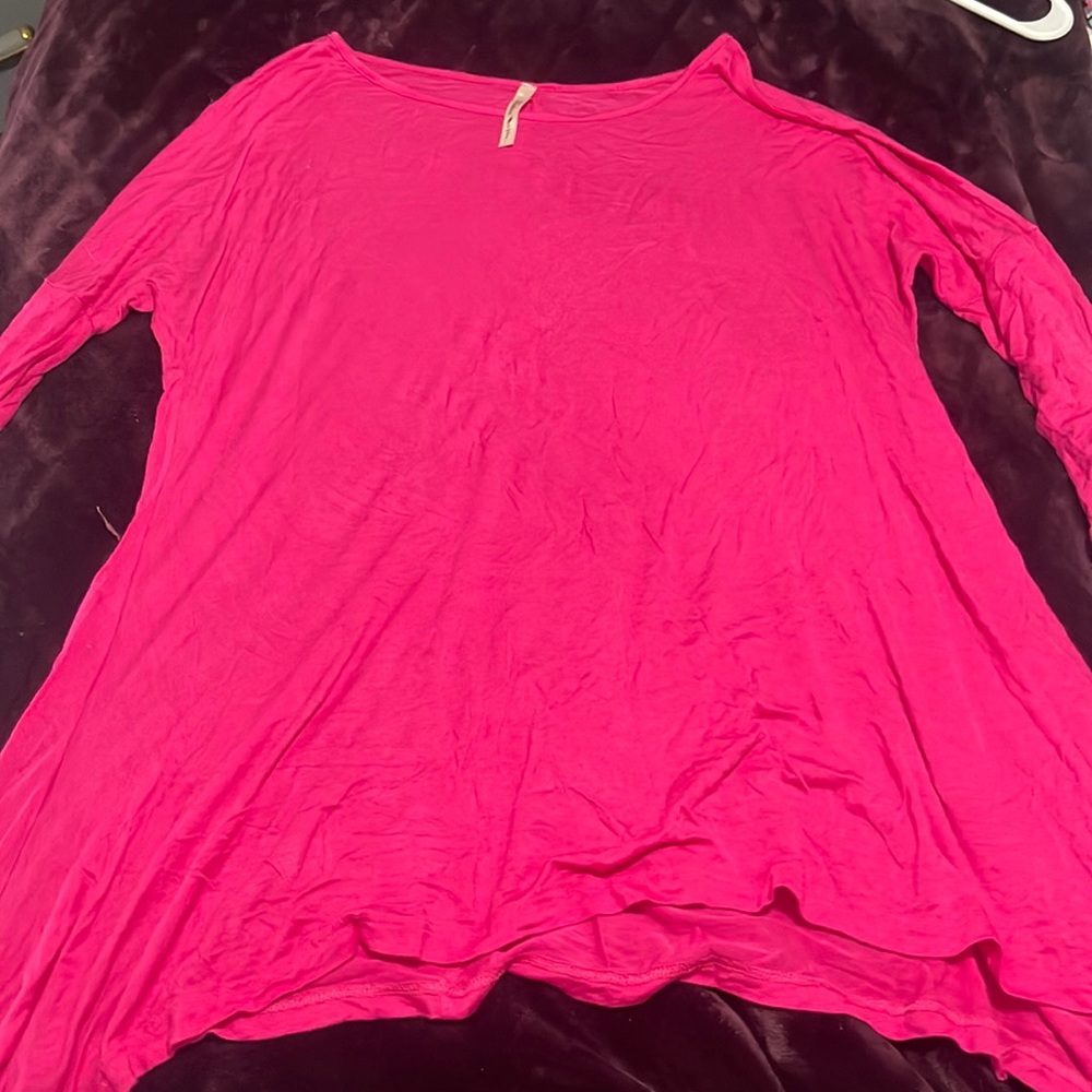 Bright pink mid arm length long top